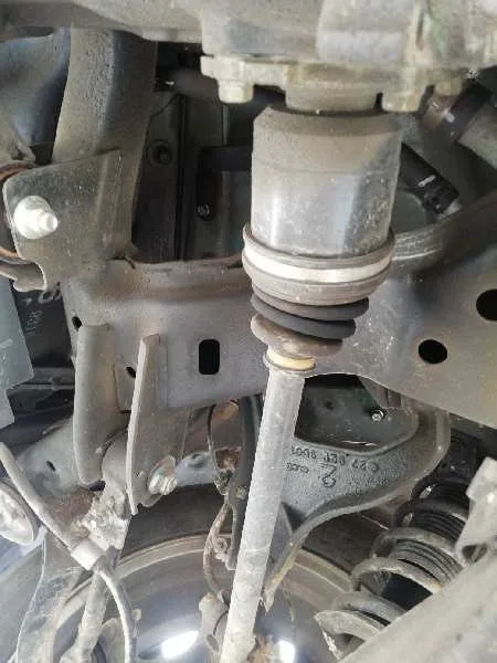 Transmision Trasera Derecha para Subaru Outback (B15)