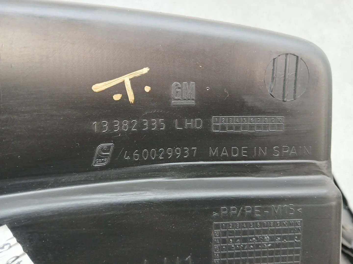 Guantera para Opel Corsa E