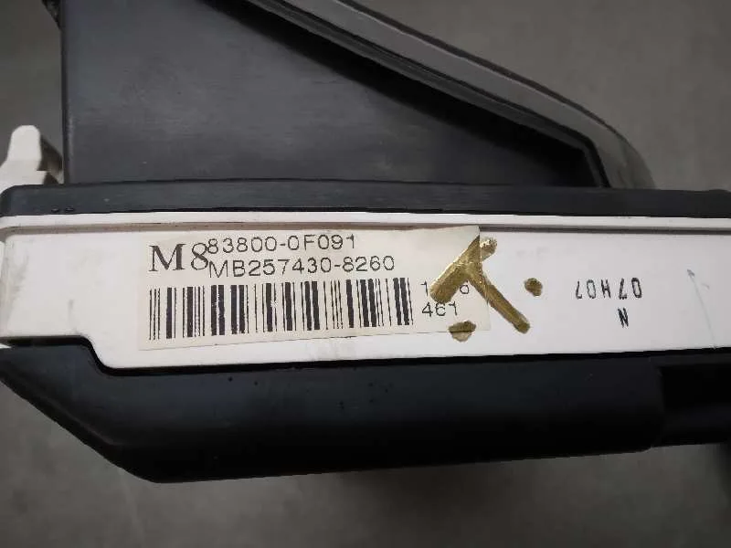 Cuadro Instrumentos para Toyota Corolla Verso (R1)