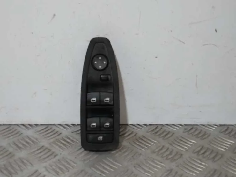 Mando Elevalunas Delantero Izquierdo para Bmw Serie 1 Lim. (F20)