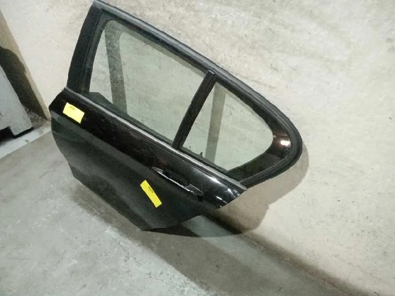 Puerta Trasera Izquierda para Bmw Serie 1 Lim. (F20)