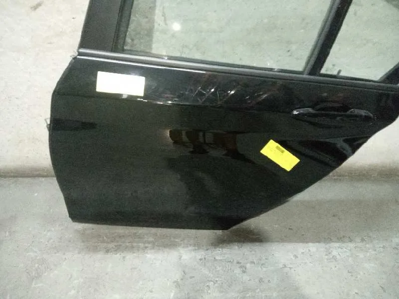 Puerta Trasera Izquierda para Bmw Serie 1 Lim. (F20)