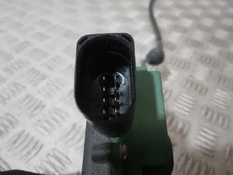 Cerradura Puerta Delantera Derecha para Volkswagen New Beetle (9C1/1C1)