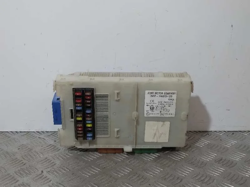 Caja Reles / Fusibles para Ford Mondeo Ber. (Ca2)