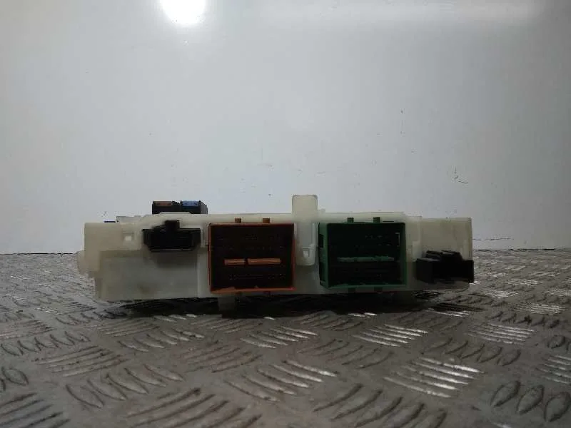 Caja Reles / Fusibles para Ford Mondeo Ber. (Ca2)