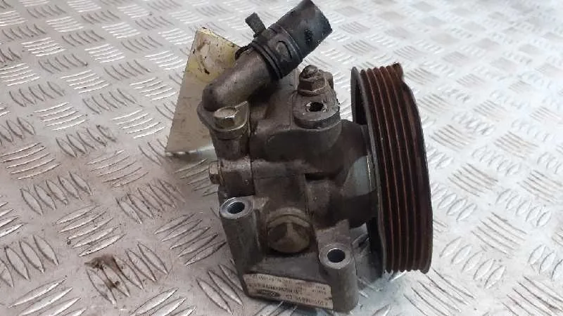 Bomba Direccion para Ford Mondeo Ber. (Ca2)