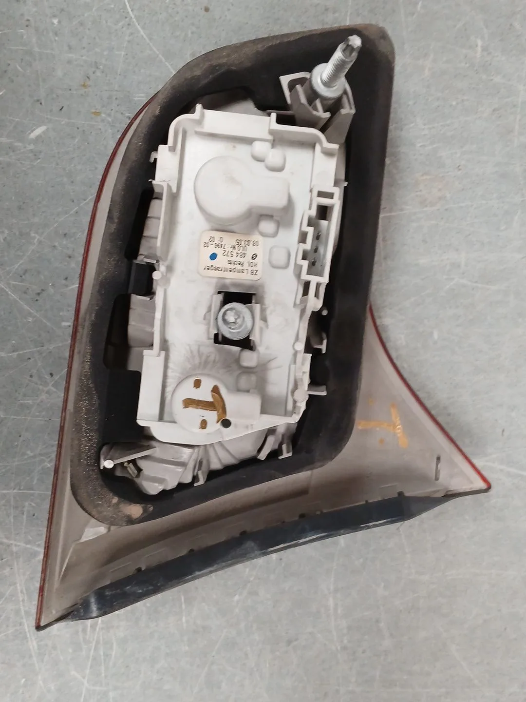 Piloto Trasero Derecho Interior para Audi A4 Avant (8E)
