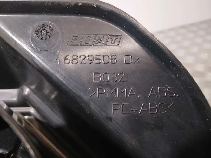 Piloto Trasero Derecho para Fiat Idea (135)