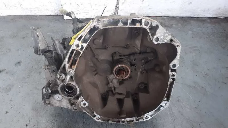 Caja Cambios para Renault Clio Ii Fase Ii (B/Cb0)