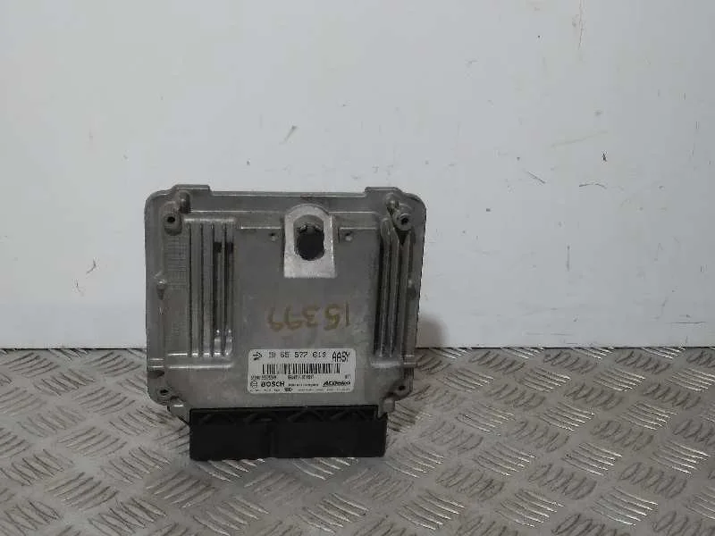 Centralita Motor Uce para Opel Insignia Berlina