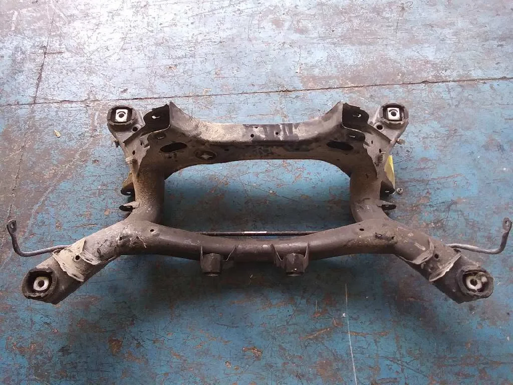 Puente Trasero para Bmw Serie 1 Lim. (F20)