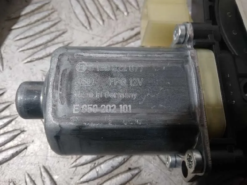 Elevalunas Delantero Izquierdo para Seat Leon (Kl1)