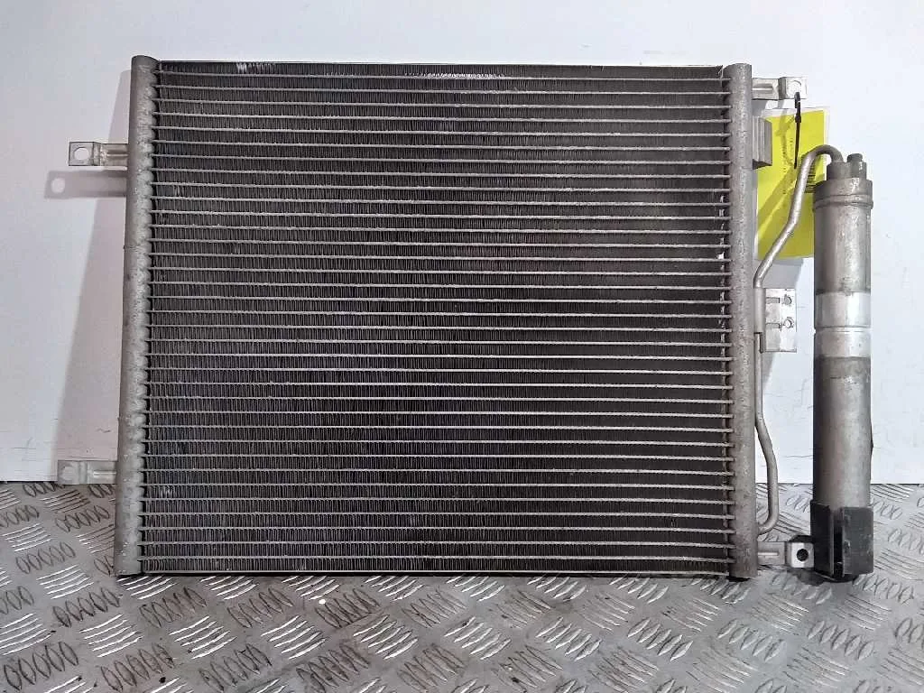 Condensador / Radiador Aire Acondicionado para Nissan Micra (K12E)
