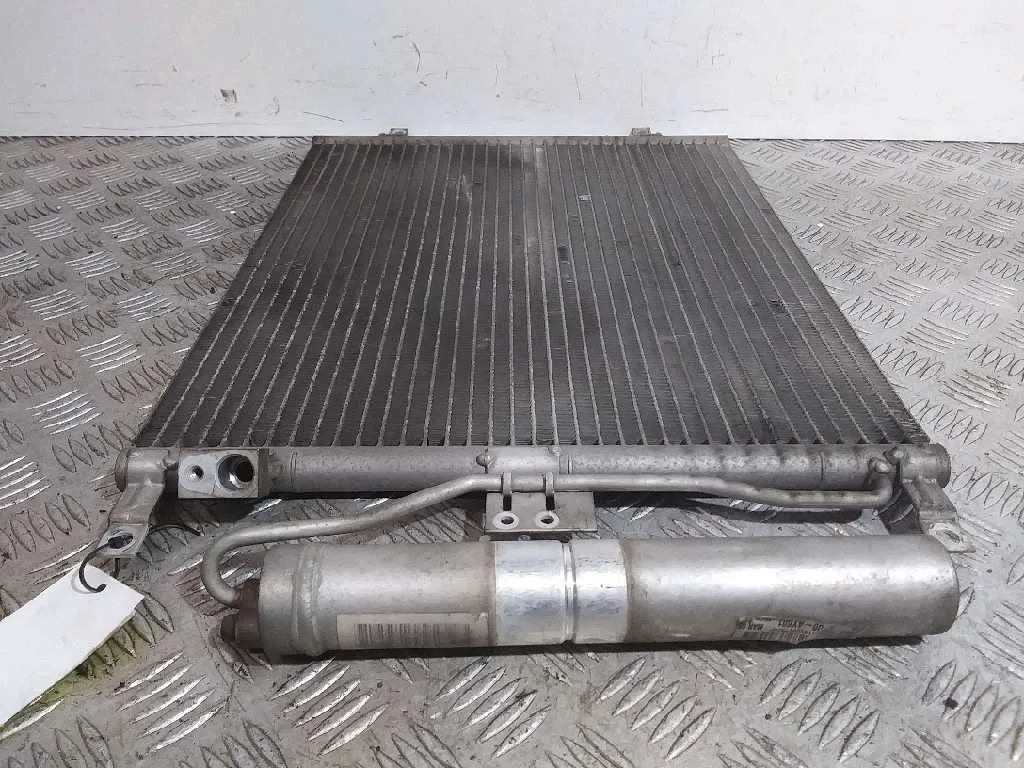 Condensador / Radiador Aire Acondicionado para Nissan Micra (K12E)