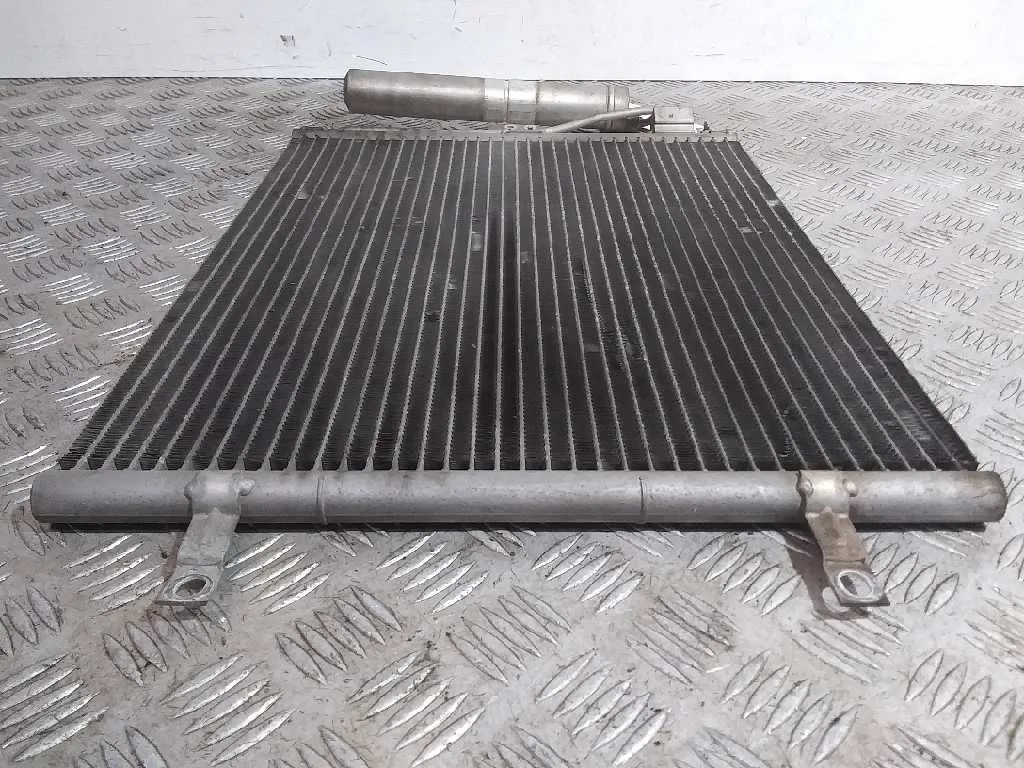 Condensador / Radiador Aire Acondicionado para Nissan Micra (K12E)