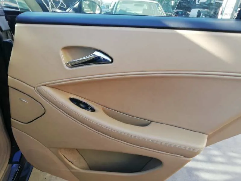 Guarnecido Puerta Trasera Derecha para Mercedes-Benz Clase Cls (W219)