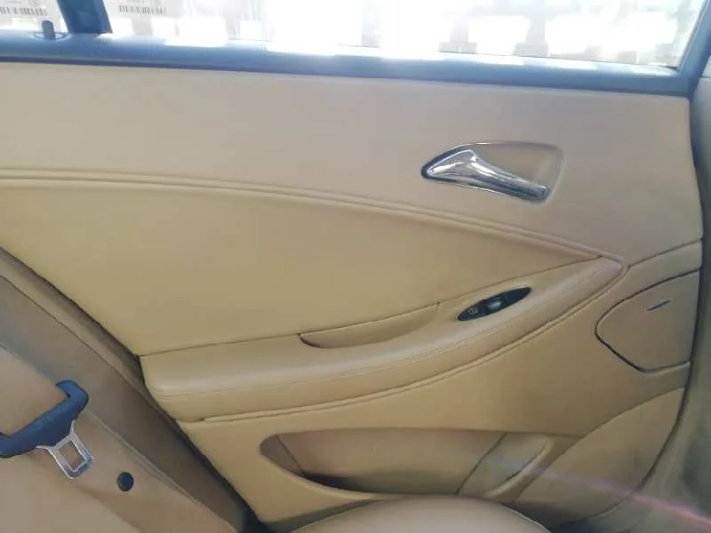 Guarnecido Puerta Trasera Izquierda para Mercedes-Benz Clase Cls (W219)