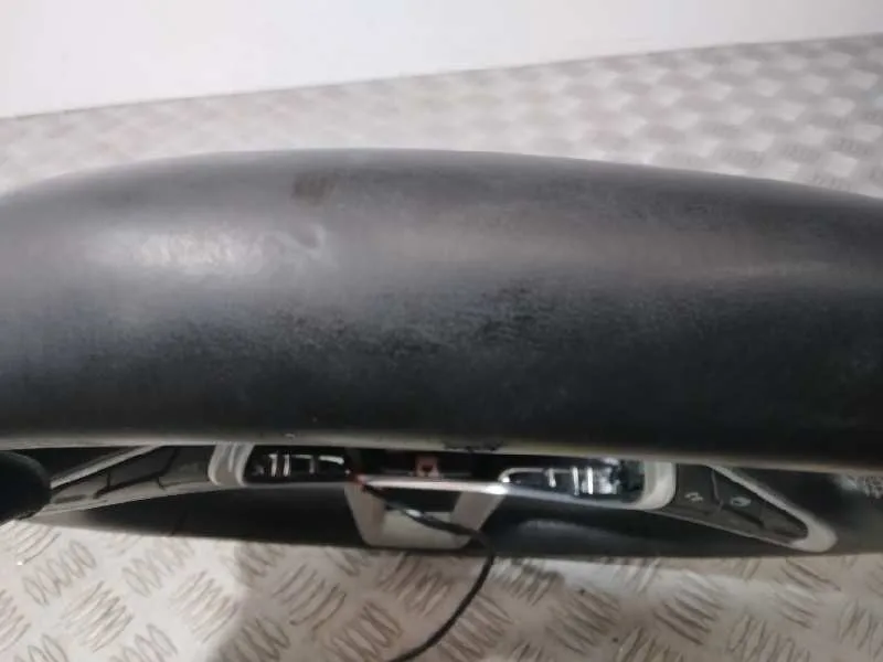 Volante para Renault Clio V