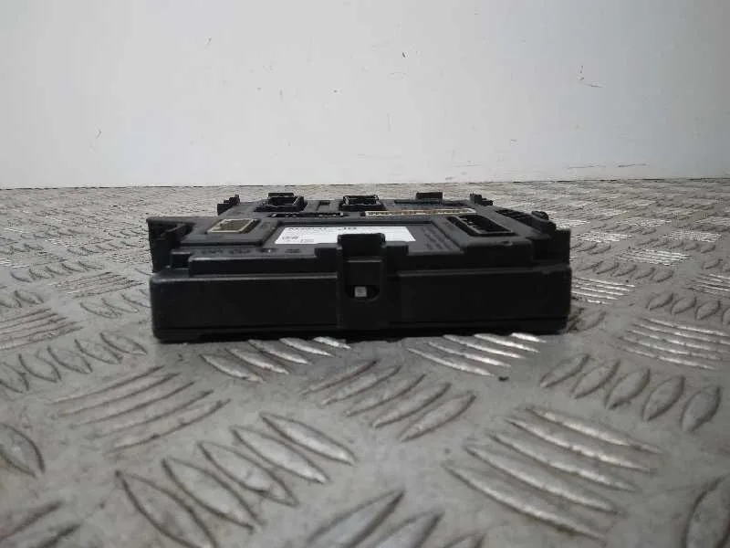 Caja Reles / Fusibles para Renault Clio V
