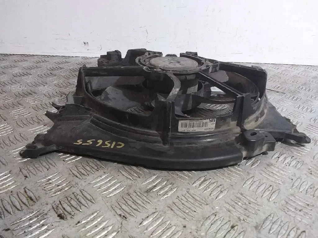 Electroventilador para Nissan Micra (K12E)