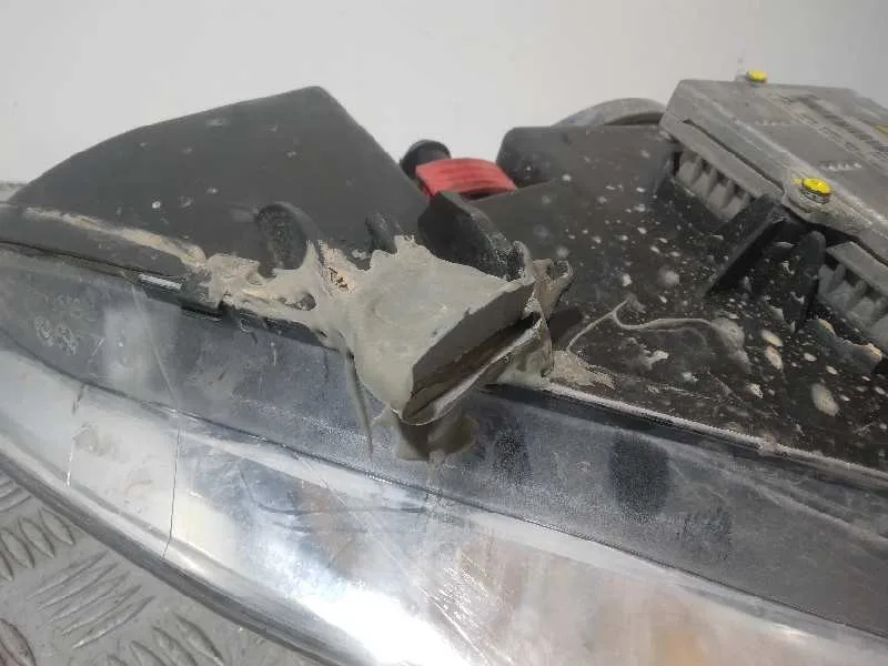 Faro Izquierdo para Peugeot 407