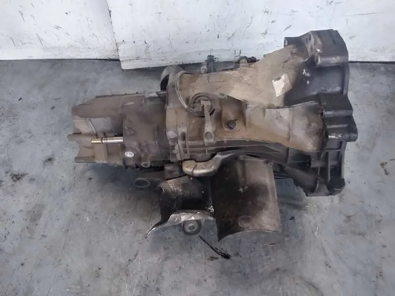 Caja Cambios para Volkswagen Passat Berlina (3B3)