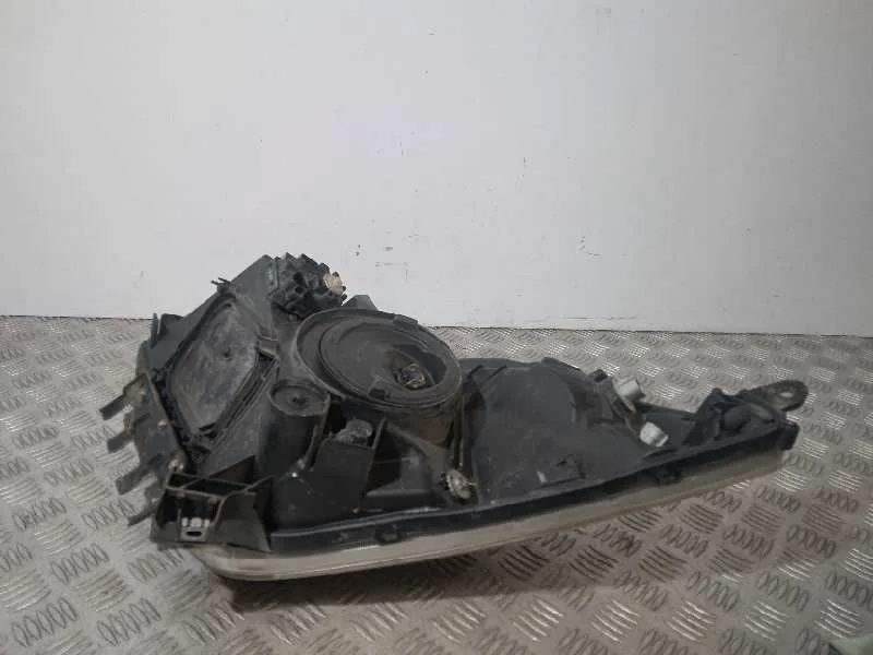 Faro Derecho para Toyota Prius (Nhw20)