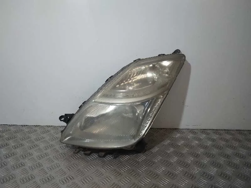Faro Izquierdo para Toyota Prius (Nhw20)