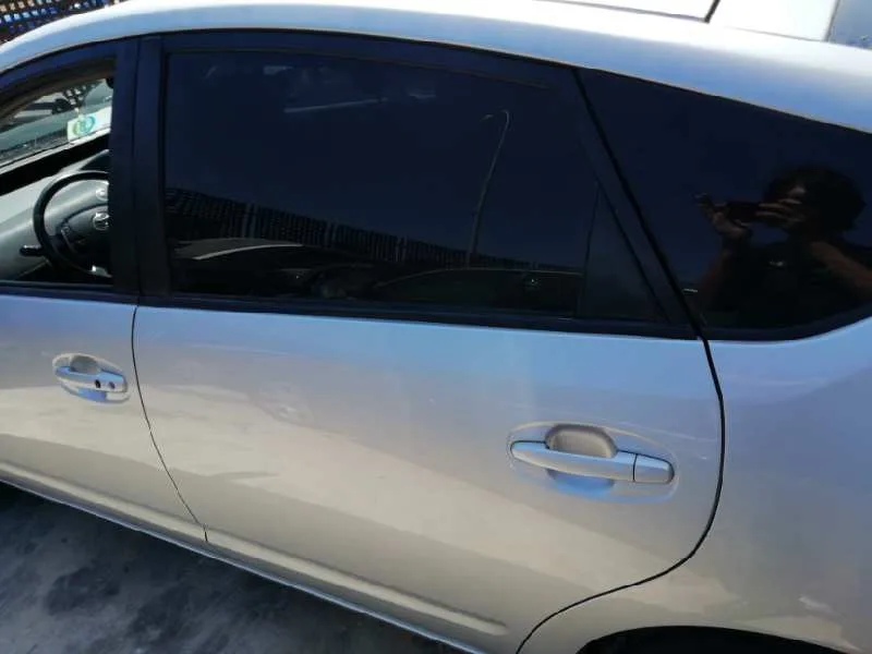 Puerta Trasera Izquierda para Toyota Prius (Nhw20)