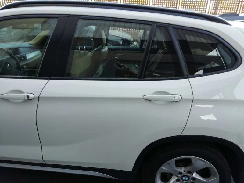 Puerta Trasera Izquierda para Bmw X1 (E84)