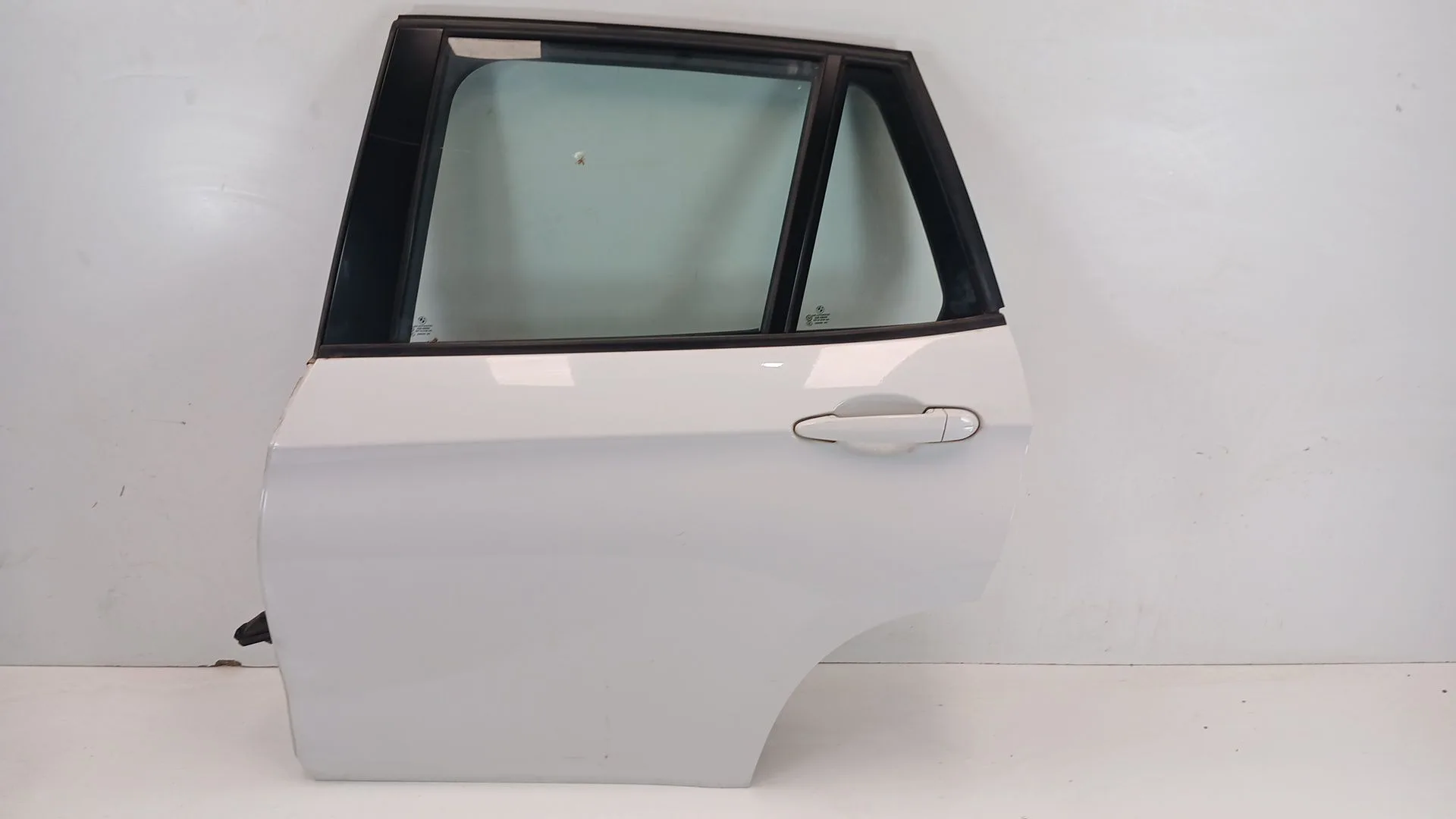 Puerta Trasera Izquierda para Bmw X1 (E84)
