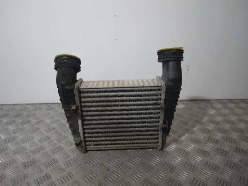 Intercooler para Skoda Superb (3U4)