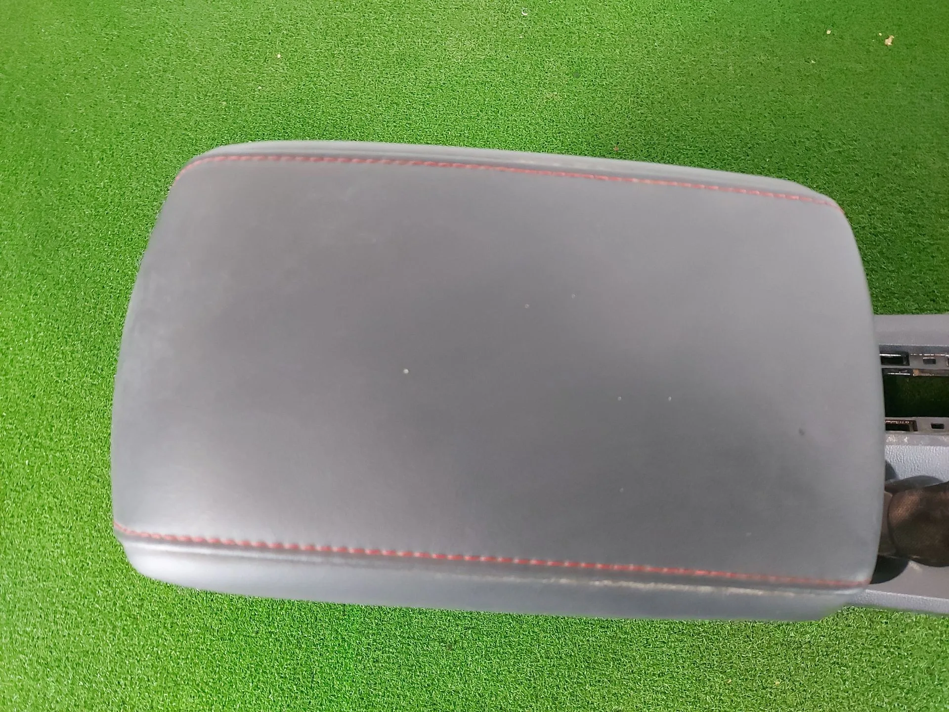 Apoyabrazos Central para Mg Zs Luxury