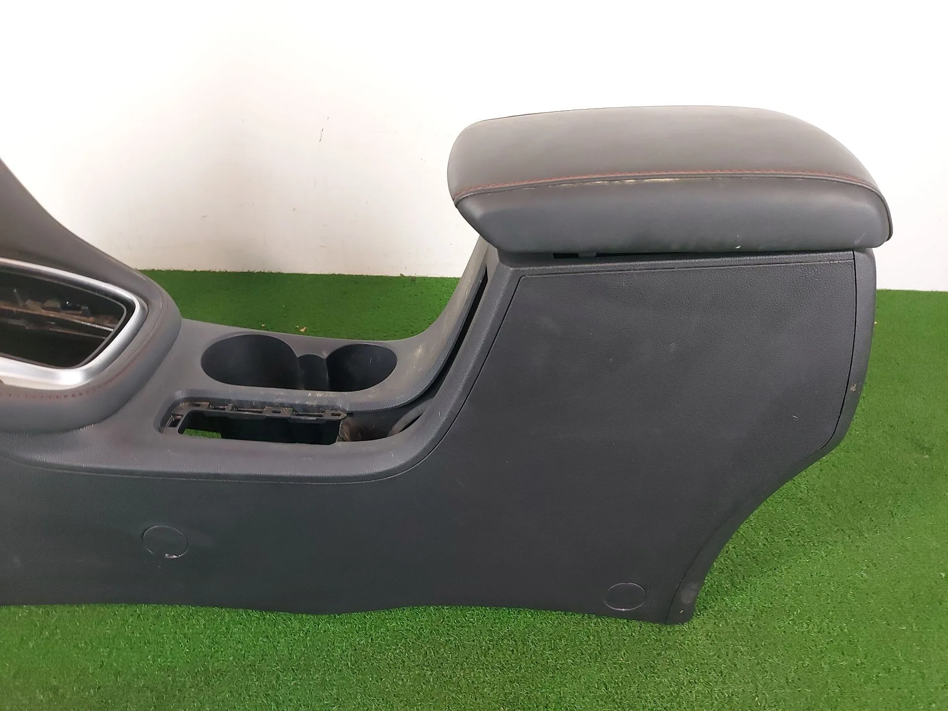 Apoyabrazos Central para Mg Zs Luxury