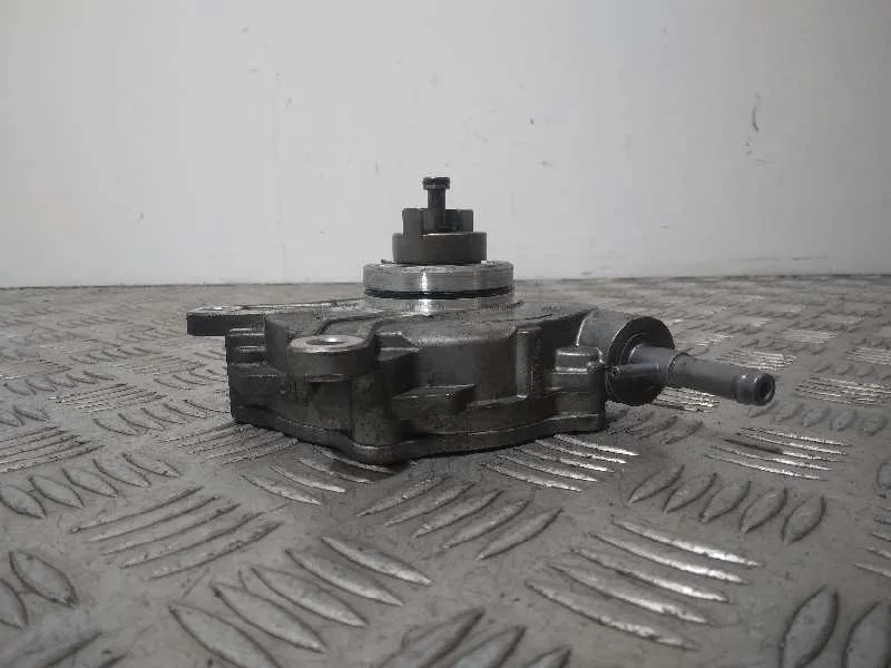 Depresor Freno / Bomba Vacio para Toyota Auris