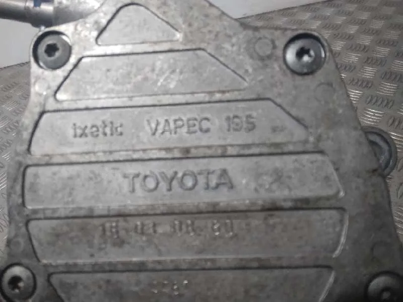 Depresor Freno / Bomba Vacio para Toyota Auris