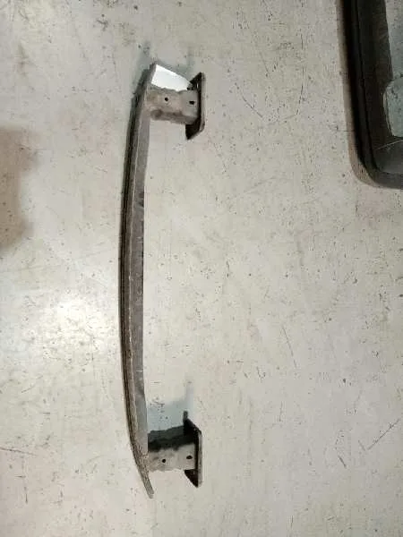 Refuerzo Paragolpes Trasero para Ford Focus Lim.