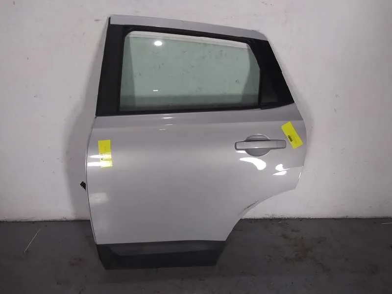 Puerta Trasera Izquierda para Nissan Qashqai (J10)
