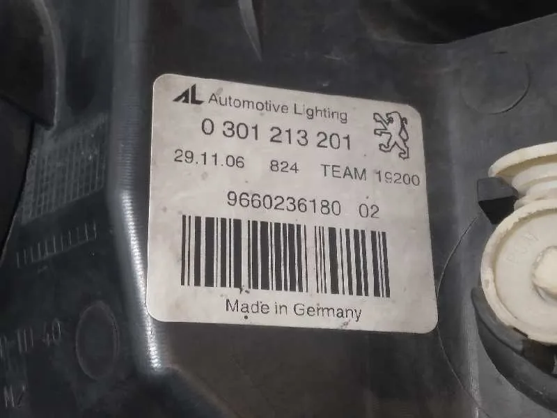 Faro Izquierdo para Peugeot 407