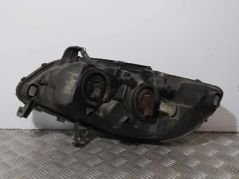 Faro Derecho para Opel Zafira A