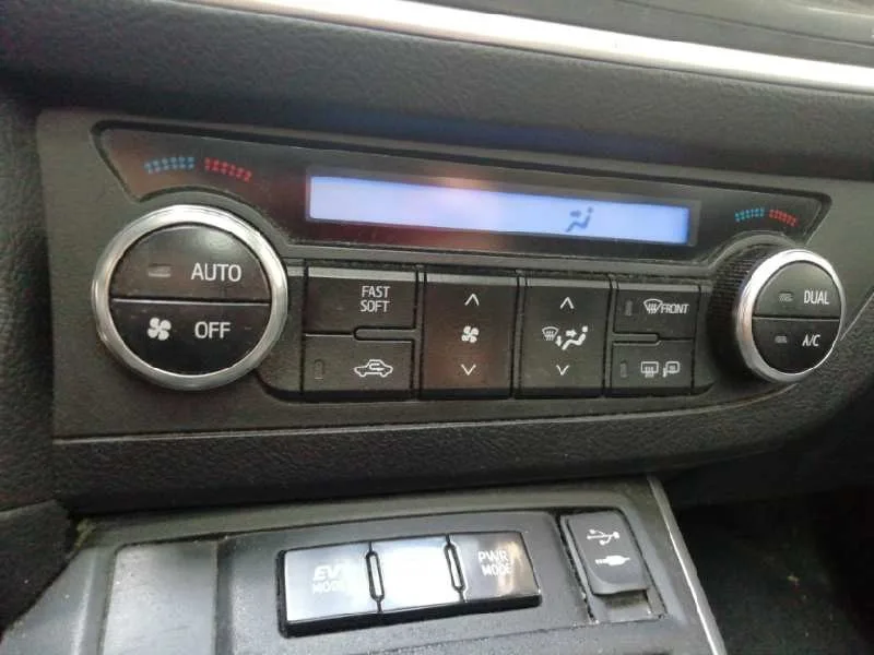 Mando Climatizador para Toyota Auris Touring Sports (E18)