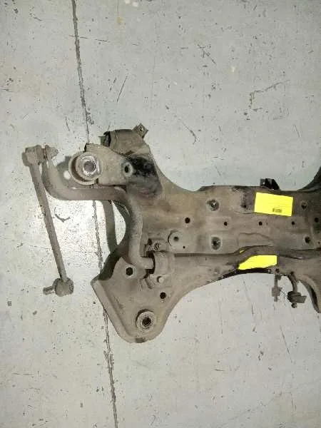 Puente Delantero para Kia Carens ( )
