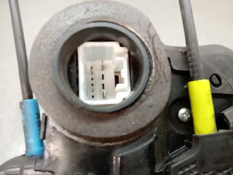 Cerradura Puerta Trasera Derecha para Toyota Auris Touring Sports (E18)