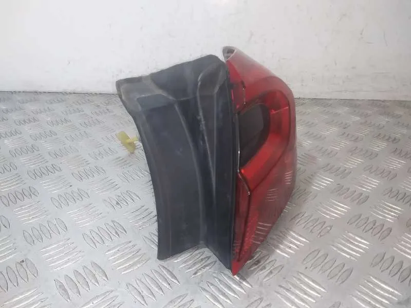 Piloto Trasero Derecho para Ford Fiesta (Ce1)
