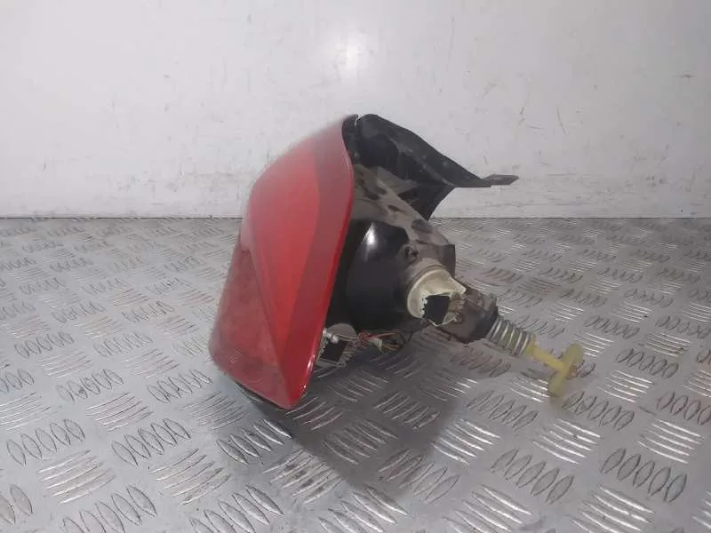 Piloto Trasero Derecho para Ford Fiesta (Ce1)