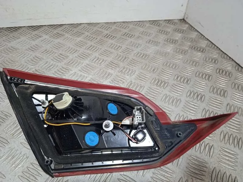 Piloto Trasero Derecho Interior para Ford Fiesta (Ce1)