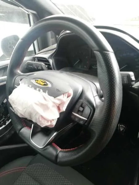 Volante para Ford Fiesta (Ce1)