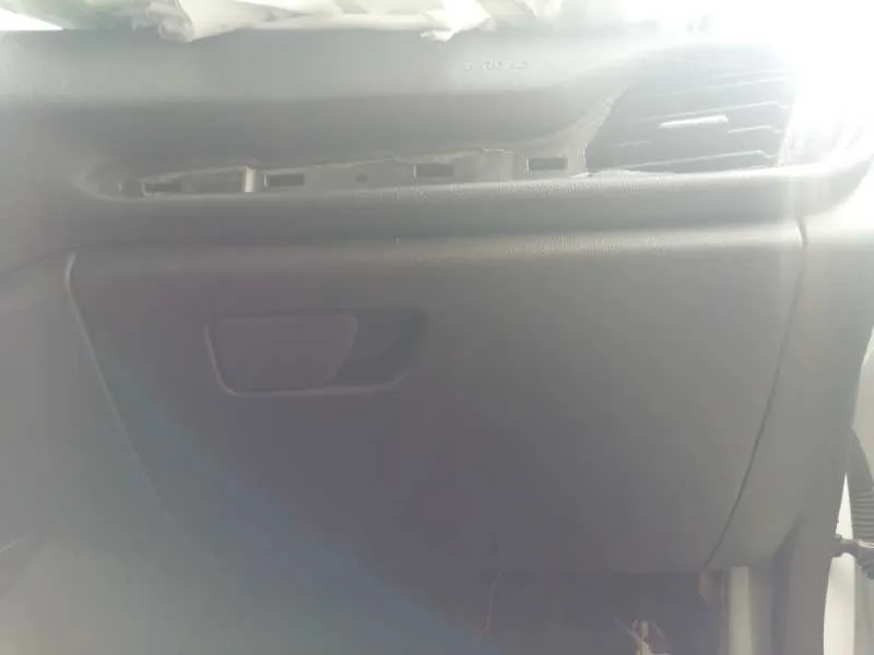 Guantera para Ford Fiesta (Ce1)