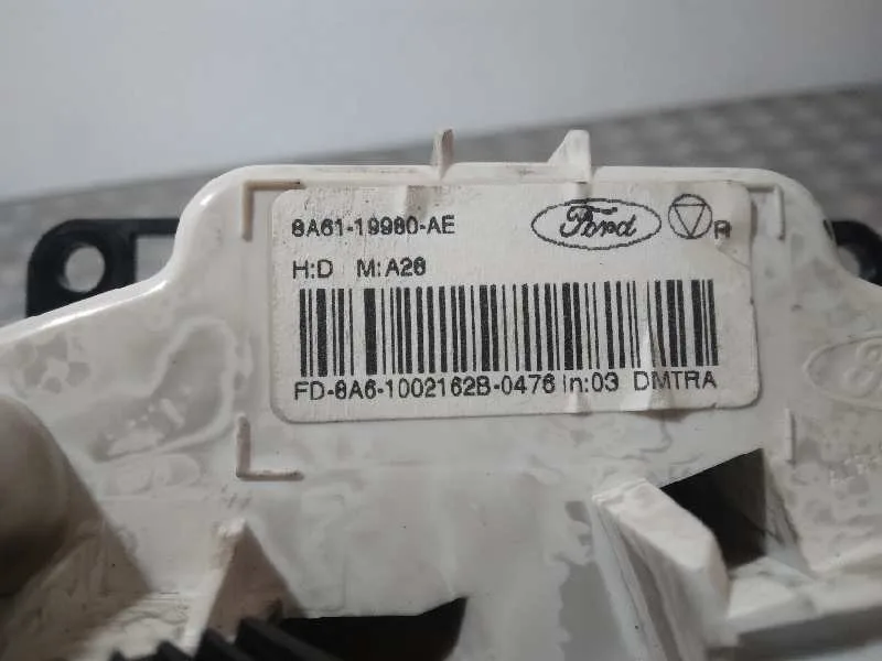 Mando Climatizador para Ford Fiesta (Cb1)