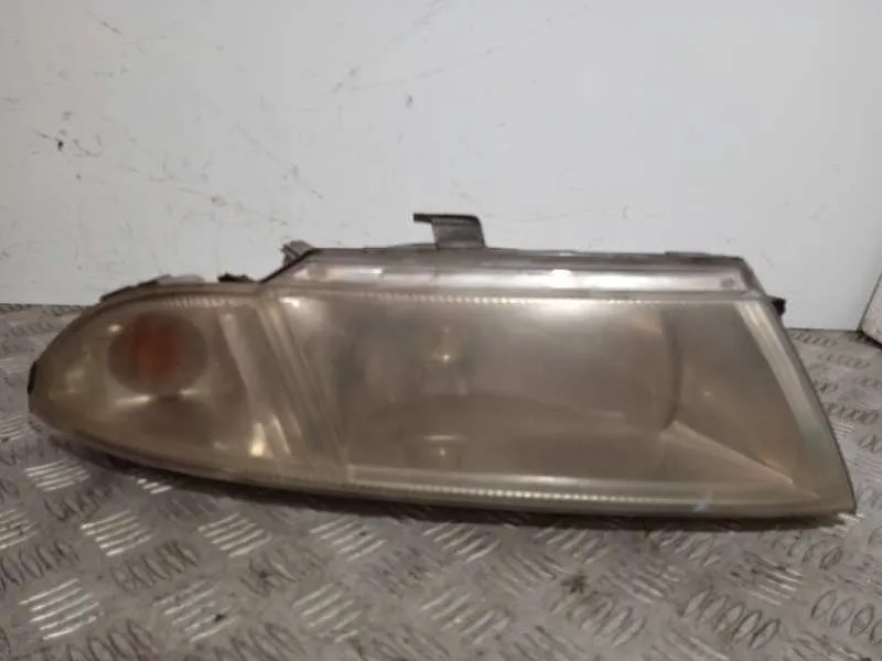 Faro Derecho para Mitsubishi Carisma Berina 5 (Da0)